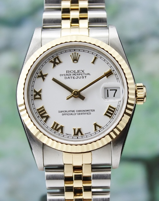 (image for) A ROLEX MID SIZE STAINLESS STEEL & 18K YELLOW GOLD OYSTER PERPETUAL DATEJUST / 68273